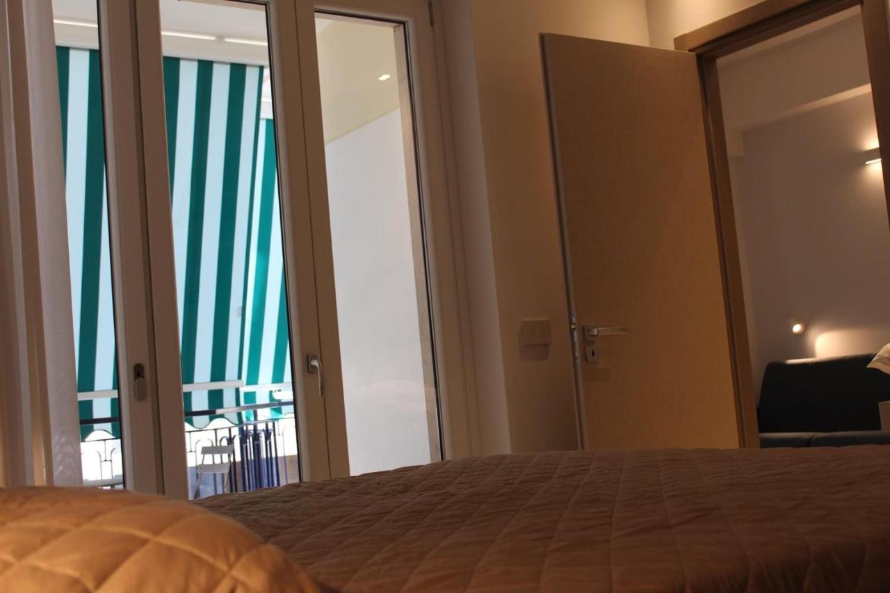 Divina Holiday - Rooms Maiori Exterior foto