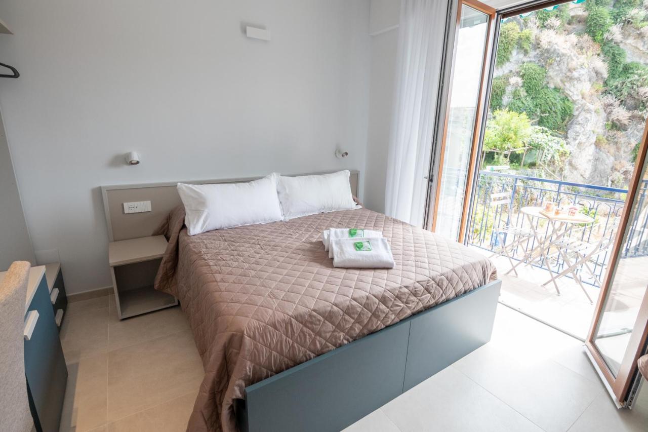 Divina Holiday - Rooms Maiori Exterior foto